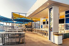 The STRAT Hotel, Casino & Tower