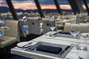 The STRAT Hotel, Casino & Tower