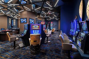 The STRAT Hotel, Casino & Tower