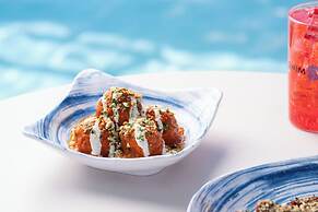 The STRAT Hotel, Casino & Tower