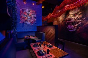 The STRAT Hotel, Casino & Tower