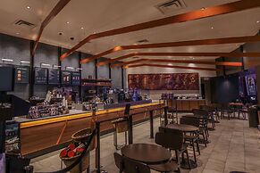 The STRAT Hotel, Casino & Tower