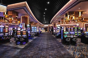 The STRAT Hotel, Casino & Tower