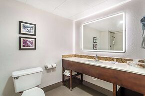 Comfort Inn Charlotte Airport Uptown