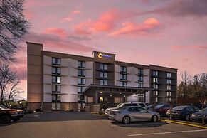 Comfort Inn Charlotte Airport Uptown