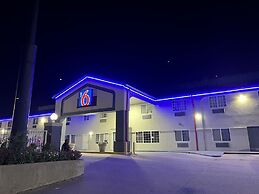 Motel 6 Tulsa, OK - Airport