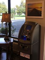 Days Inn by Wyndham Southern Hills/ORU