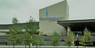 Days Inn by Wyndham Southern Hills/ORU