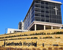 Days Inn by Wyndham Southern Hills/ORU