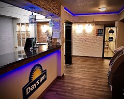 Days Inn by Wyndham Southern Hills/ORU