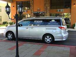 Days Inn by Wyndham Southern Hills/ORU