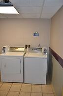 Days Inn by Wyndham Southern Hills/ORU