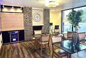 Days Inn by Wyndham Southern Hills/ORU