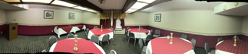 Days Inn by Wyndham Southern Hills/ORU