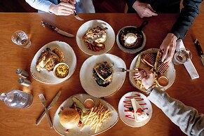 Radisson Hotel Salt Lake City Downtown