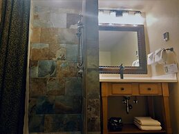 The Rockwell Inn (formerly the Lexington at Jackson Hole Hotel & Suite