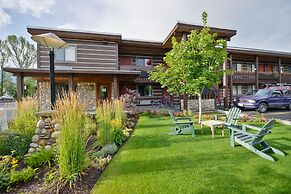 The Rockwell Inn (formerly the Lexington at Jackson Hole Hotel & Suite