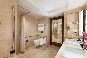 Conrad Singapore Marina Bay