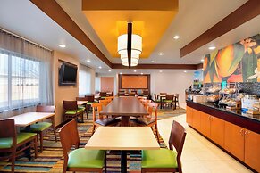 Fairfield Inn & Suites Fort Worth University Drive