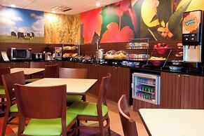 Fairfield Inn & Suites Fort Worth/Fossil Creek