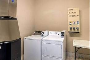 Days Inn by Wyndham Fort Worth North / Fossil Creek