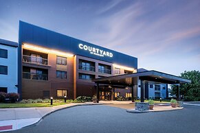 Courtyard by Marriott Columbus Airport