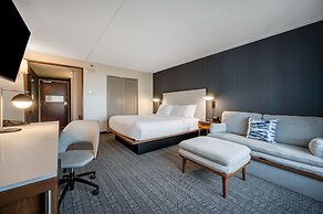 Courtyard by Marriott Columbus Airport