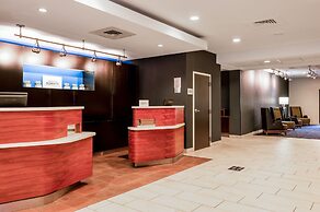 Courtyard by Marriott Columbus Airport