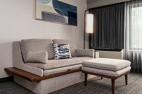 Courtyard by Marriott Columbus Airport