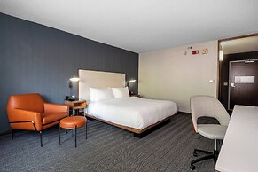 Courtyard by Marriott Columbus Airport