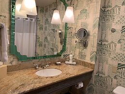 The Royal Sonesta Portland Downtown