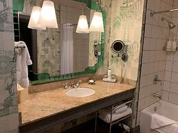 The Royal Sonesta Portland Downtown