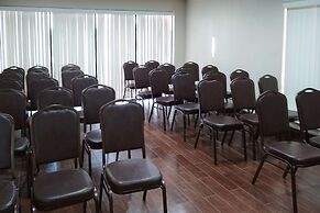 Econo Lodge Inn & Suites West - Energy Corridor