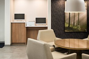 Fairfield Inn & Suites by Marriott Portland Airport