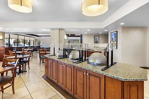 Sonesta Essential Houston Hobby Airport