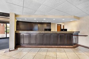 Sonesta Essential Houston Hobby Airport