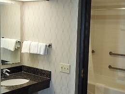 Heritage Inn & Suites The Woodlands, Trademark by Wyndham