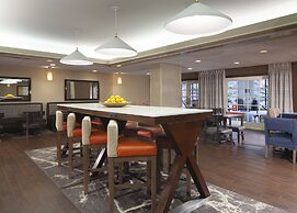 Hampton Inn Charleston-Southridge