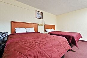 Niagara Lodge & Suites