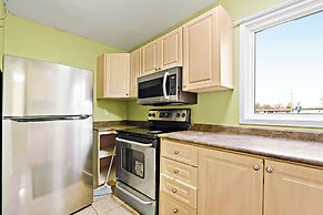 Niagara Lodge & Suites