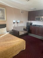 Niagara Lodge & Suites