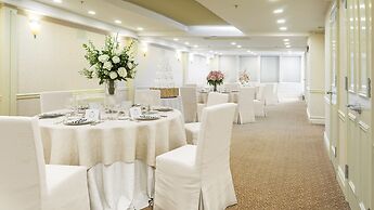 The Lucerne Hotel