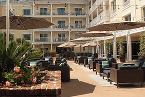 Courtyard Charleston Waterfront by Marriott