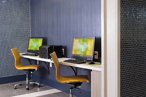 Courtyard Charleston Waterfront by Marriott