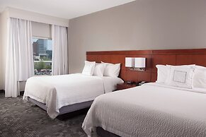 Courtyard Charleston Waterfront by Marriott