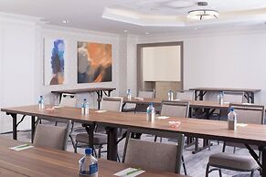 Courtyard Charleston Waterfront by Marriott