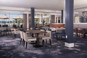 Courtyard Charleston Waterfront by Marriott