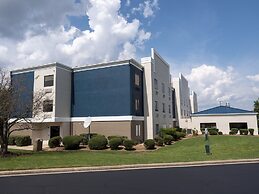 Holiday Inn Express & Suites Greenville Airport by IHG