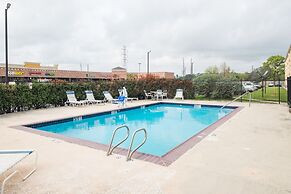 GreenTree Inn Houston IAH Airport