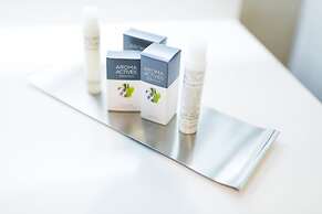 The Hollis Halifax a DoubleTree Suites by Hilton Hotel